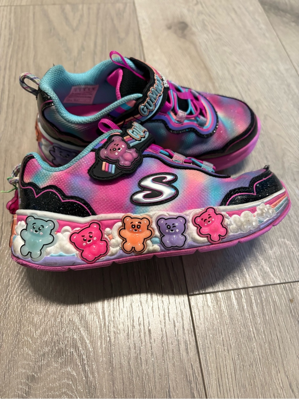 Skechers Kids Gummy Bear Sneakers - Rainbow Pink/Teal 13c